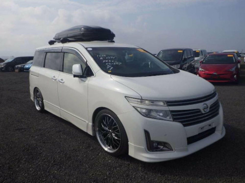 Nissan Elgrand  3.5 Highway Star Urban Chrome 5dr 7 Seats