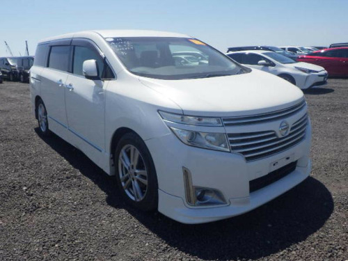 Nissan Elgrand  2.5 Highway Star 5dr 7 Seats