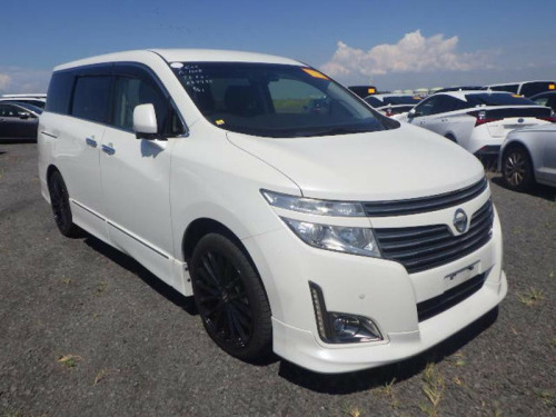 Nissan Elgrand  2.5 Highway Star Urban Chrome 5dr 7 Seats