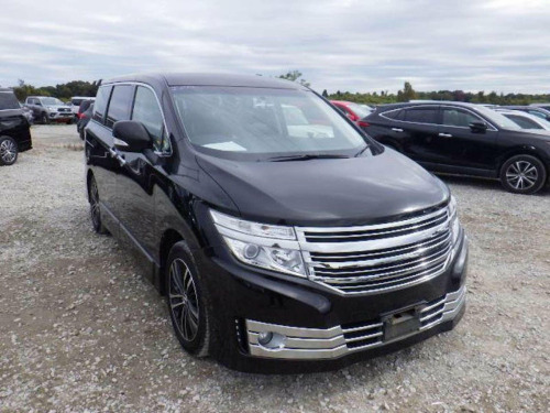 Nissan Elgrand  RIDER BLACK LEATHER SEAT