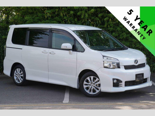 Toyota Voxy ZS
