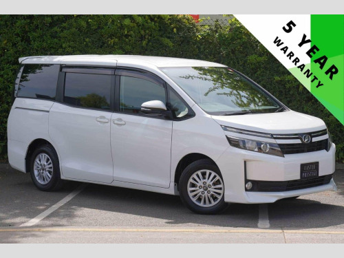 Toyota Voxy V
