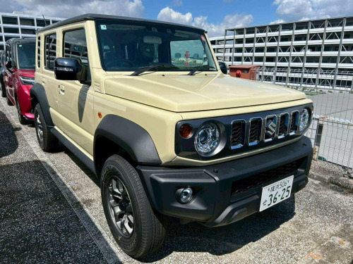 Suzuki Jimny NOMADE