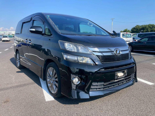 Toyota Vellfire 2.4Z GOLDEN EYES