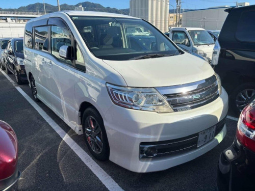 Nissan Serena RIDER