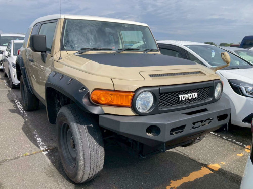Toyota FJ Cruiser  4WD