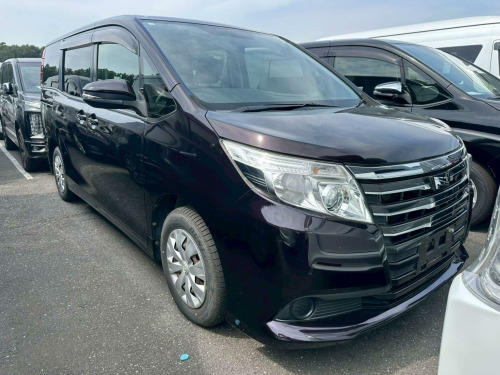 Toyota Noah  2.0 X 5dr 7 Seats