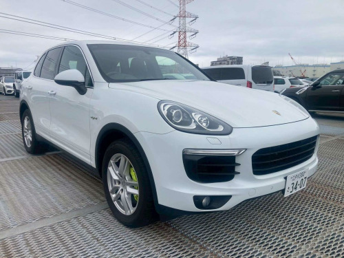 Porsche Cayenne  3.0 V6 E-Hybrid S TiptronicS 4WD Euro 6 (s/s) 5dr