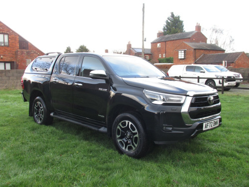 Toyota Hi-Lux  INVINCIBLE 4X4 D-4D DCB 