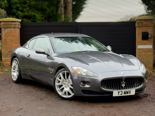 Maserati Granturismo  V8