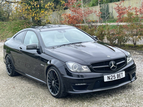 Mercedes-Benz C-Class  6.3 C63 V8 AMG Edition 125