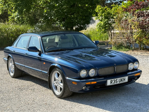 Jaguar XJR  4.0 V8