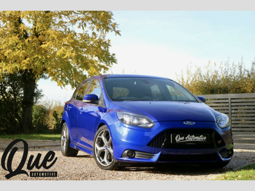 Ford Focus  2.0 T EcoBoost ST-2