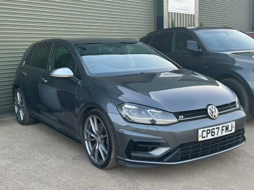 Volkswagen Golf  2.0 TSI R