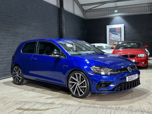 Volkswagen Golf  2.0 TSI R 