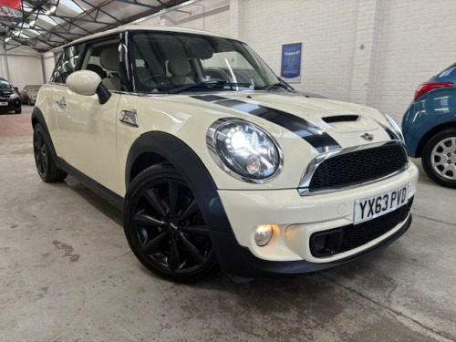 MINI Hatch  2.0 Cooper SD Hatch