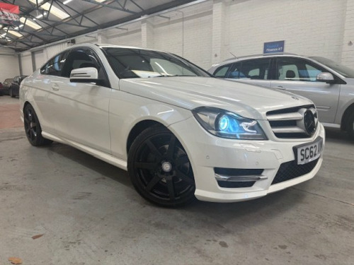 Mercedes-Benz C-Class C180 1.6 C180 BlueEfficiency AMG Sport