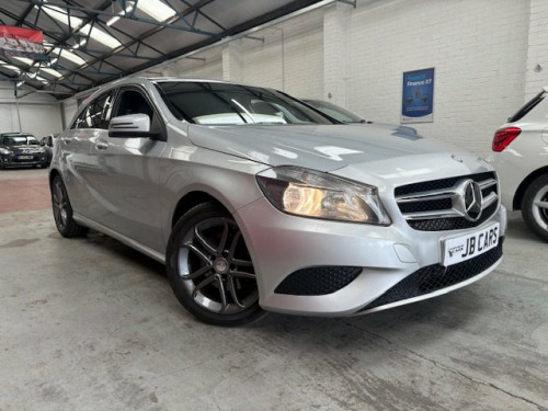 Mercedes-Benz A-Class  2.1 A200d Sport
