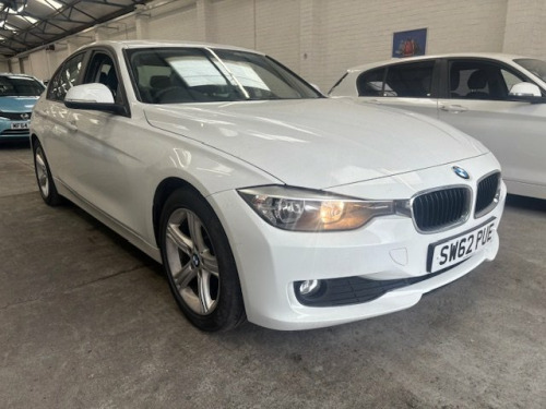 BMW 3 Series  2.0 318d SE Saloon