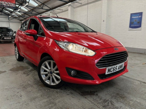 Ford Fiesta  1.0 T EcoBoost Titanium 