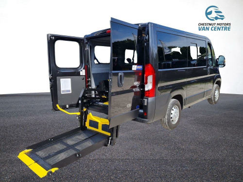 Peugeot Boxer  Boxer WAV Wheelchair Access Professional Premium +