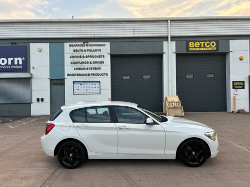 BMW 1 Series  2.0 116d Sport 5-door