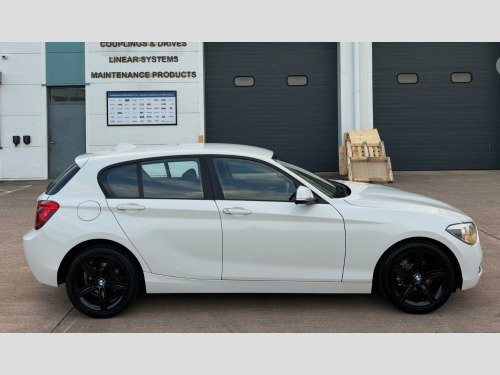 BMW 1 Series  2.0 116d Sport 5-door