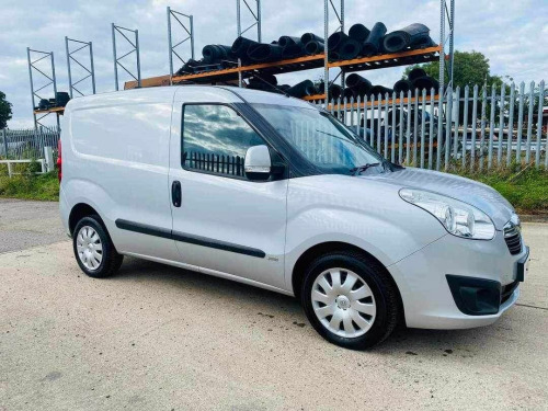 Vauxhall Combo  1.3 CDTi 2300 16v Sportive FWD L1 H1 3dr