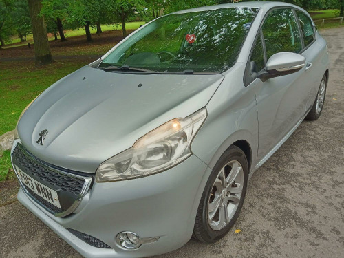 Peugeot 208  1.4 VTi Active