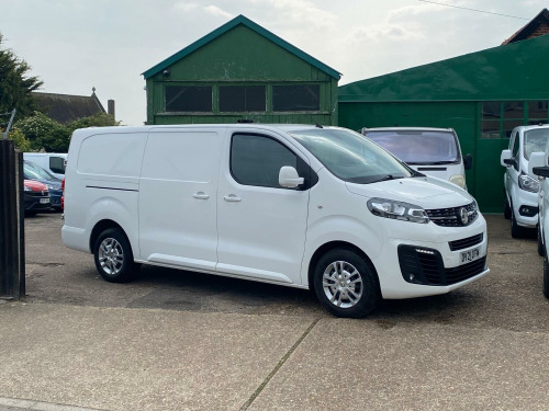 Vauxhall Vivaro  2.0 Turbo D 3100 Sportive