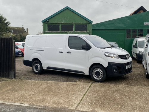 Vauxhall Vivaro  1.5 Turbo D 2900 Dynamic