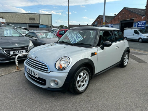 MINI Hatch  1.6 Cooper D Hatchback 3dr Diesel Manual Euro 5 (s