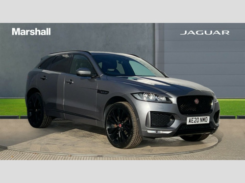 Jaguar F-PACE  Jaguar F-Pace Chequered Flag Awd