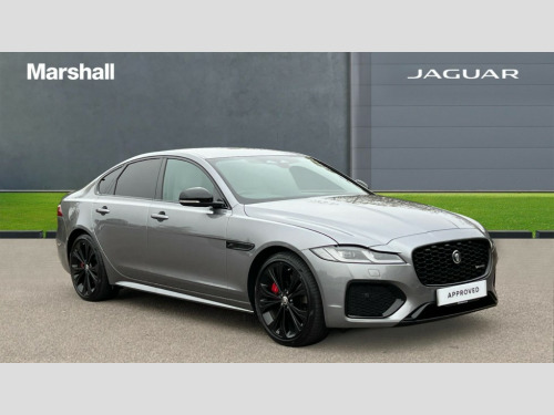 Jaguar XF  XF 2.0 D200 R-dynamic SE Black 4Dr Auto Saloon