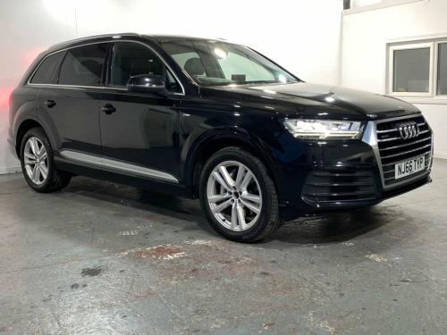 Audi Q7  3.0 TDI V6 S line SUV 5dr Diesel Tiptronic quattro