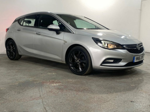 Vauxhall Astra  1.6 CDTi BlueInjection SRi Nav Hatchback 5dr Diese