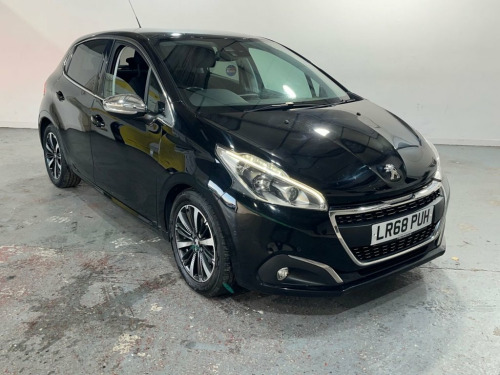 Peugeot 208  1.2 PureTech Tech Edition Hatchback 5dr Petrol Man