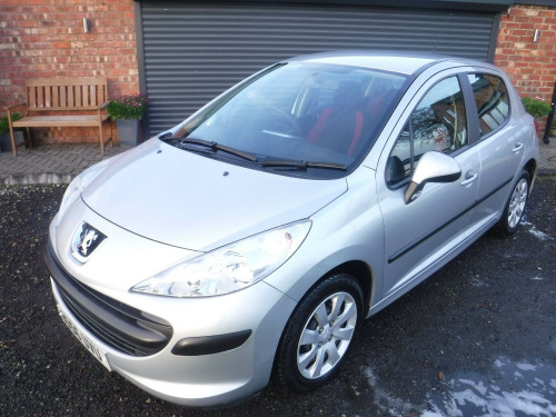 Peugeot 207  1.4 16v S 5DR SUPER LOW MILES