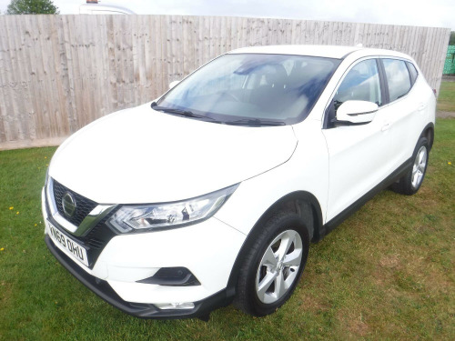 Nissan Qashqai  1.3 DIG-T Acenta Premium