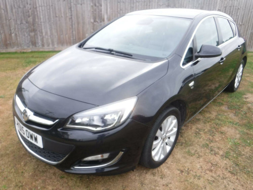 Vauxhall Astra  1.6 CDTi ecoFLEX 94g Elite Â£20 ROAD TAX