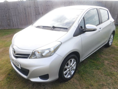 Toyota Yaris  1.3 Dual VVT-i TR