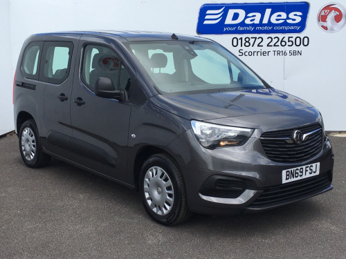 Vauxhall Combo  1.5 Turbo D Design 5dr