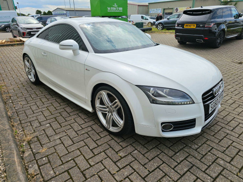 Audi TT  2.0 TDI S line