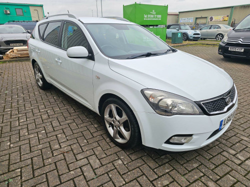 Kia ceed  1.6 CRDi 3