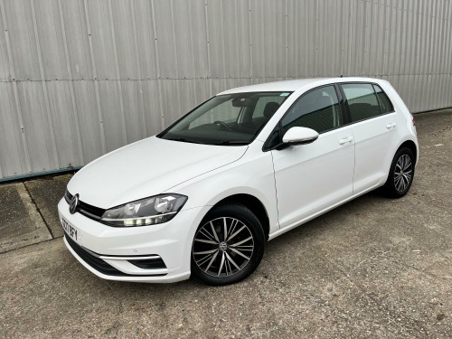 Volkswagen Golf  1.6 TDI BlueMotion Tech SE Nav