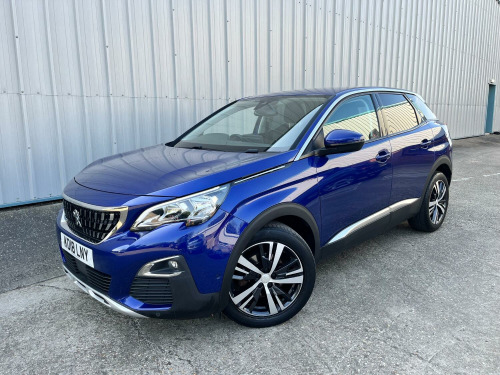 Peugeot 3008 Crossover  1.2 PureTech Allure