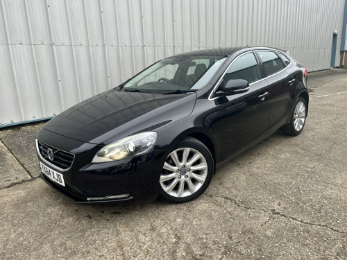 Volvo V40  2.0 SE Lux Nav D3 (150hp) 