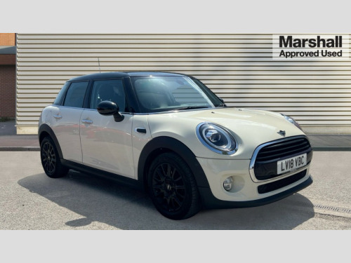 MINI Hatchback  HATCHBACK 1.5 Cooper II 5dr