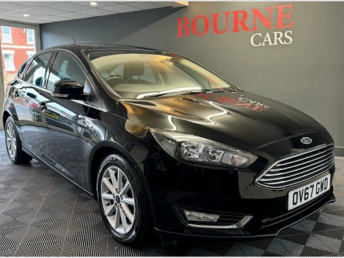 Ford Focus  1.0T EcoBoost Titanium Hatchback 5dr Petrol Manual