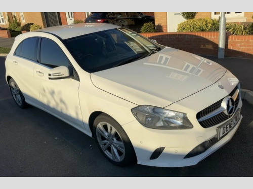 Mercedes-Benz A-Class  1.5 A180d Sport (Executive) Hatchback 5dr Diesel M